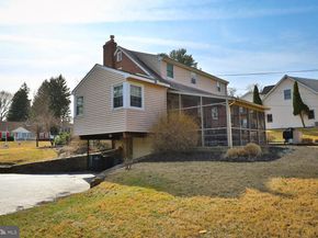 2332 Boyd Road, Huntingdon Valley PA 19006