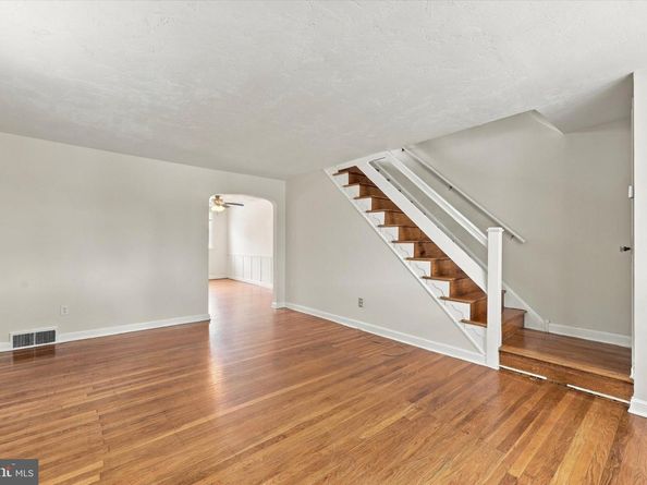 338 S Stratford Road, Glenolden PA 19036
