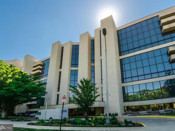 1101 S Arlington Ridge Road 1109, Arlington VA 22202