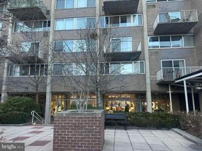 800 4TH Street SW S325, Washington DC 20024