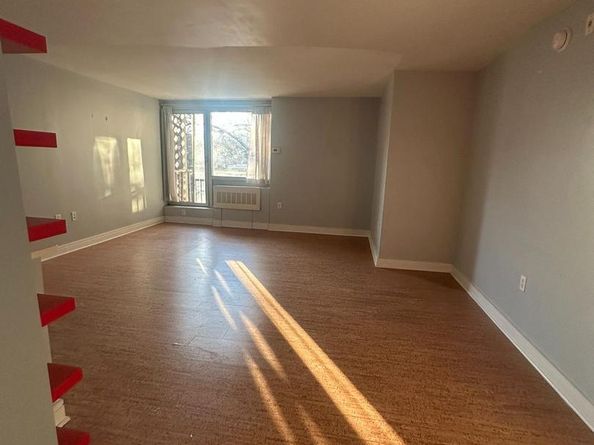 800 4TH Street SW S325, Washington DC 20024