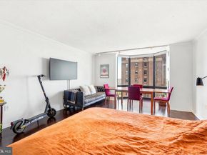 2018 Walnut Street 23F, Philadelphia PA 19103