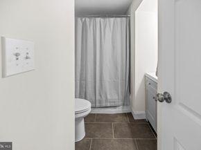 1019 Lombard Street, Philadelphia PA 19147