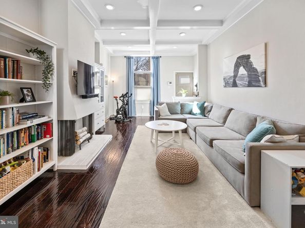 1019 Lombard Street, Philadelphia PA 19147