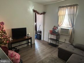 4147 Paul Street, Philadelphia PA 19124