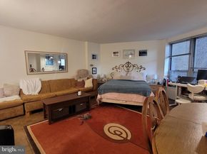 224 W Rittenhouse Square 1003, Philadelphia PA 19103