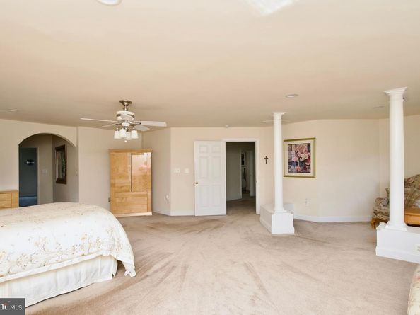 7801 Ridgewood Drive, Annandale VA 22003