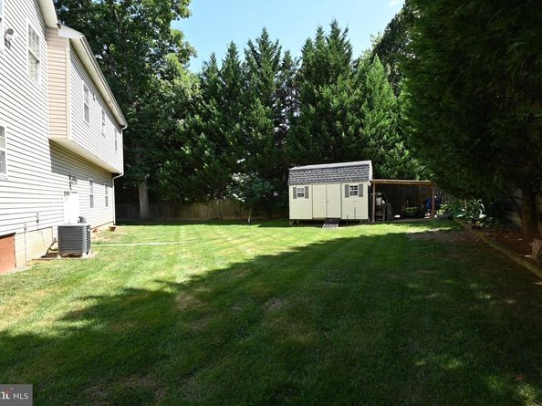 7801 Ridgewood Drive, Annandale VA 22003