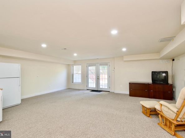 7801 Ridgewood Drive, Annandale VA 22003