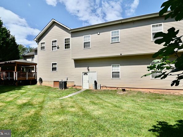 7801 Ridgewood Drive, Annandale VA 22003