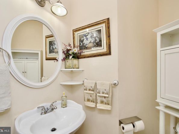 7801 Ridgewood Drive, Annandale VA 22003