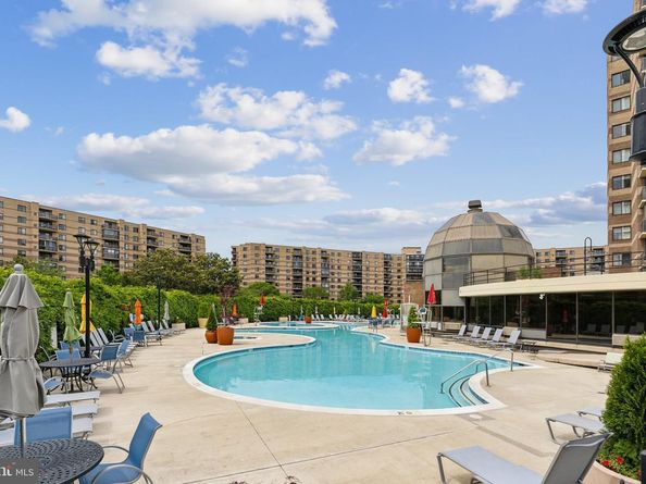 8340 Greensboro Drive 401, Mclean VA 22102