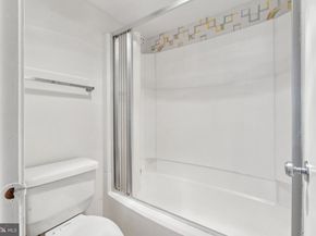 8340 Greensboro Drive 401, Mclean VA 22102