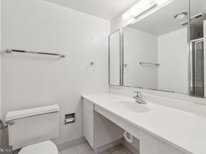 8340 Greensboro Drive 401, Mclean VA 22102