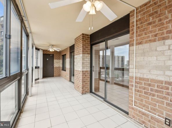 8340 Greensboro Drive 401, Mclean VA 22102