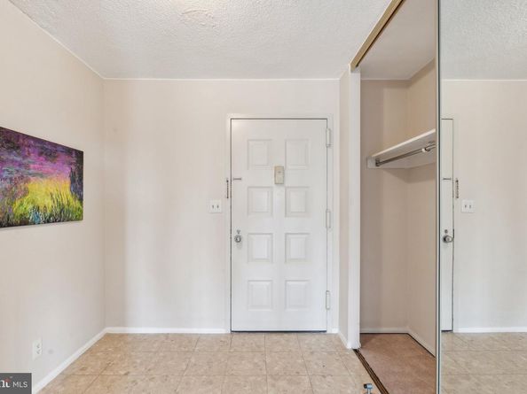 8340 Greensboro Drive 401, Mclean VA 22102