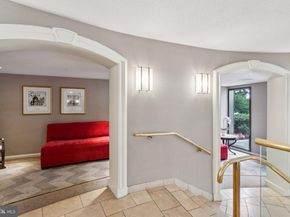 8340 Greensboro Drive 401, Mclean VA 22102