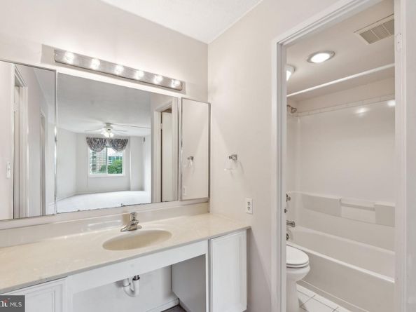 8340 Greensboro Drive 401, Mclean VA 22102