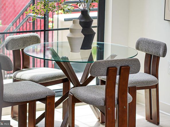 2907 Newark St NW, Washington DC 20008