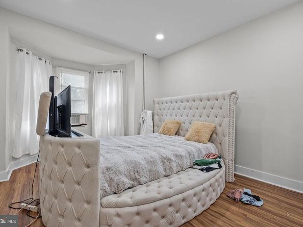400 E Vernon Road, Philadelphia PA 19119