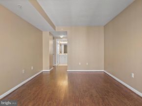 2726 Gallows Road 411, Vienna VA 22180
