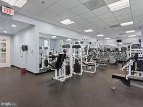 2726 Gallows Road 411, Vienna VA 22180
