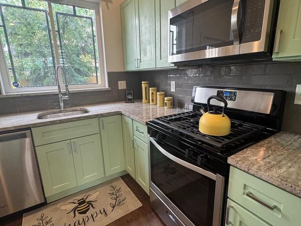 2208 Amber Street, Philadelphia PA 19125