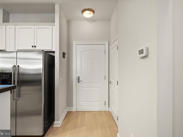 1000 N Randolph Street 102, Arlington VA 22201