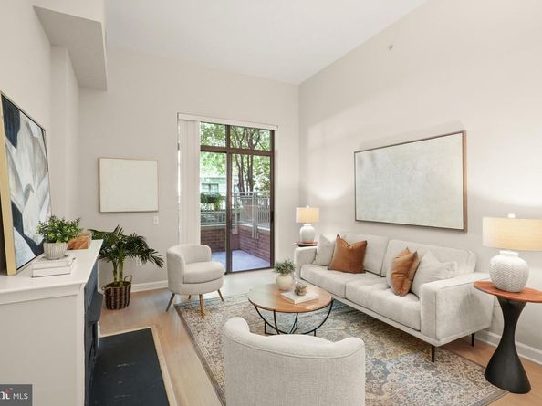 1000 N Randolph Street 102, Arlington VA 22201