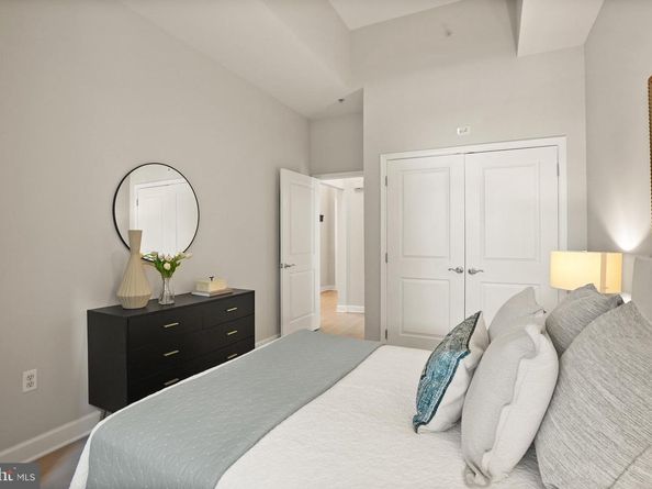 1000 N Randolph Street 102, Arlington VA 22201