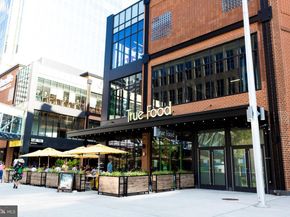 1000 N Randolph Street 102, Arlington VA 22201