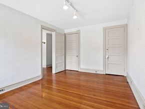 6905 Lincoln Drive, Philadelphia PA 19119