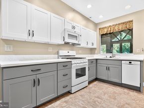 6905 Lincoln Drive, Philadelphia PA 19119