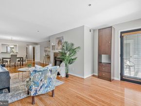 3179 Summit Square Drive 2B2, Oakton VA 22124