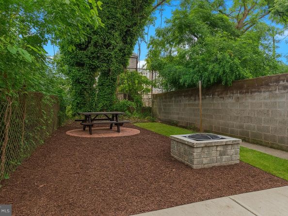 1814 N 22nd Street, Philadelphia PA 19121