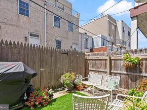 2610 Catharine Street, Philadelphia PA 19146