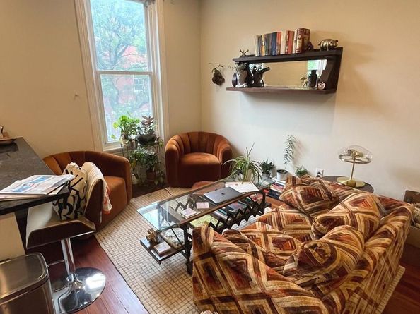 1732 Mount Vernon Street, Philadelphia PA 19130
