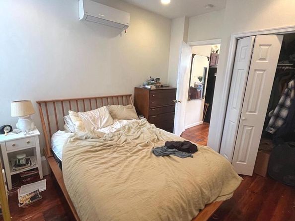 1732 Mount Vernon Street, Philadelphia PA 19130