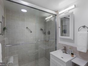 240 M Street SW E715, Washington DC 20024