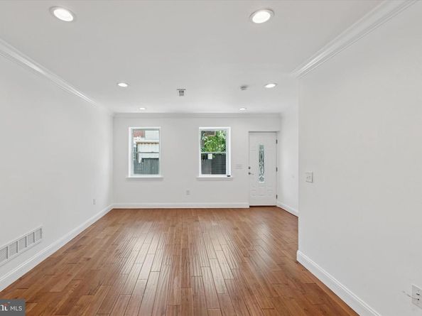 2630 E Harold Street, Philadelphia PA 19125