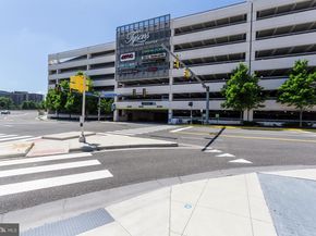 8205 Dunsinane Court, Mclean VA 22102