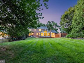 8205 Dunsinane Court, Mclean VA 22102