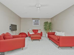 8205 Dunsinane Court, Mclean VA 22102