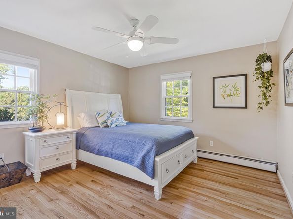 8205 Dunsinane Court, Mclean VA 22102