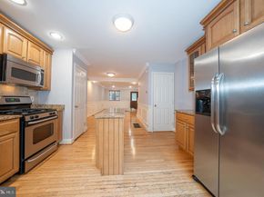 2406 Catharine Street, Philadelphia PA 19146