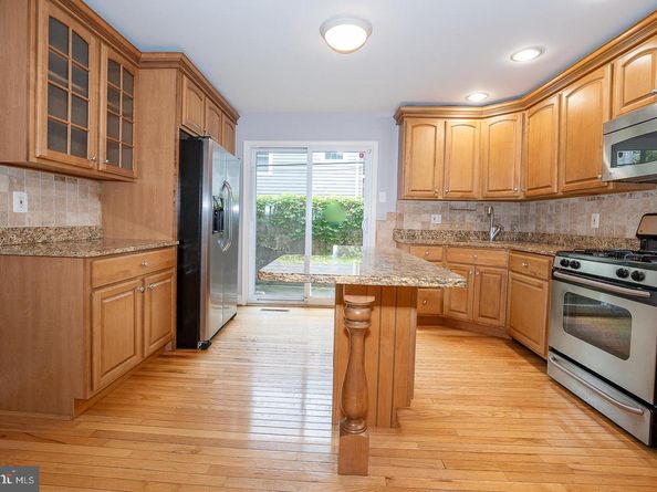 2406 Catharine Street, Philadelphia PA 19146