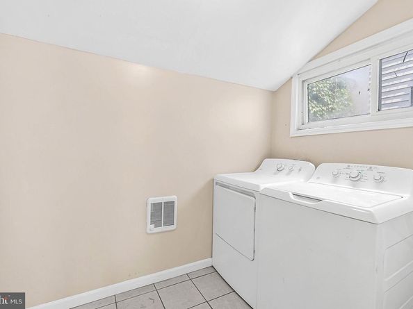 159 W Palmer Street, Philadelphia PA 19122