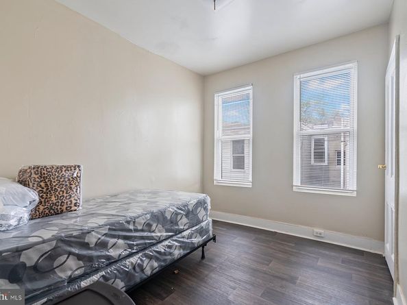 2425 N Bouvier Street, Philadelphia PA 19132