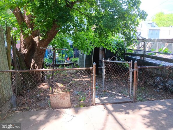 1512 Adams Avenue, Philadelphia PA 19124