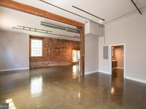 2135 E Susquehanna Avenue, Philadelphia PA 19125